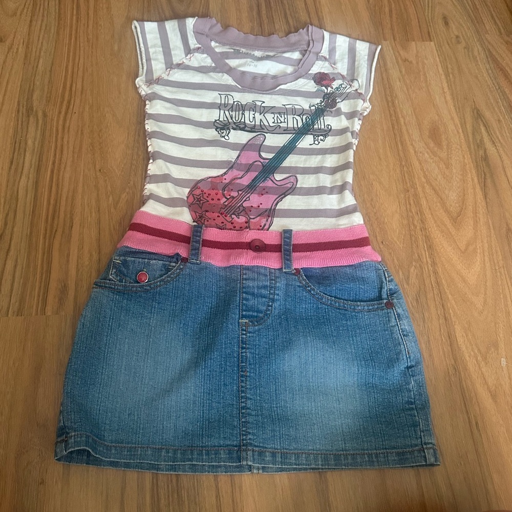 Freestyle | Outfit - size large (14-16)